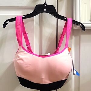 NWT Champion High Support Sports Bra.  Size 36 DD